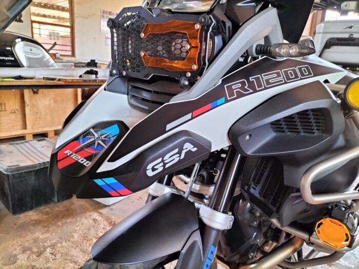 R1200 GSA LC Detailing Kit (Black)