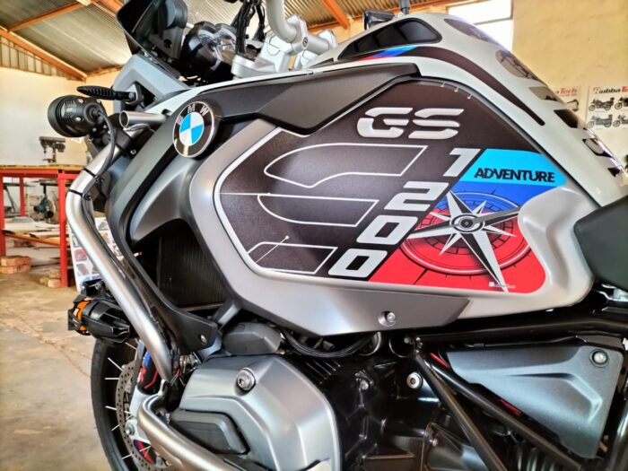 R1200 GSA LC Detailing Kit (Black)