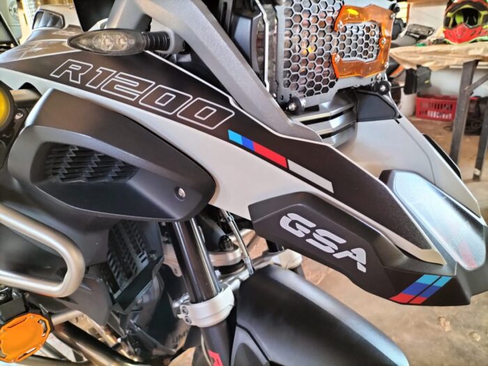 R1200 GSA LC Detailing Kit (Black)