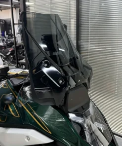 R 1300 GS Raised Windshield Height on Green GS